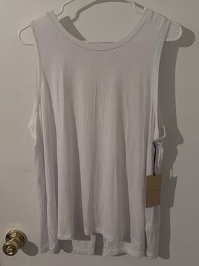 Halogen White Sleeveless Tank Top